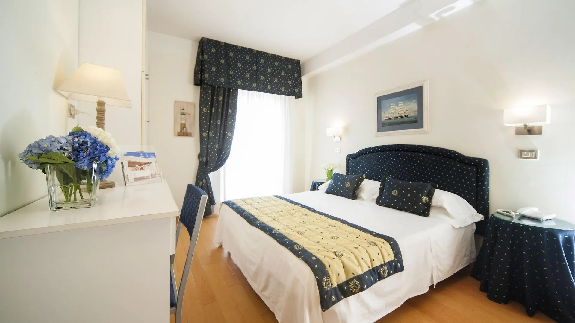 Hotel Mon Cheri Riccione