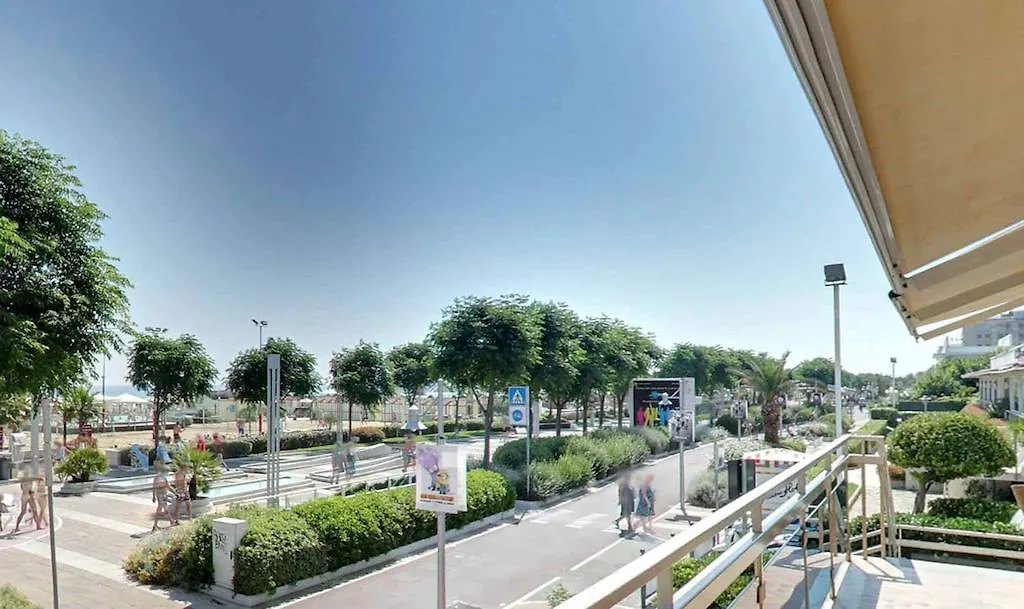 Hotel Mon Cheri Riccione