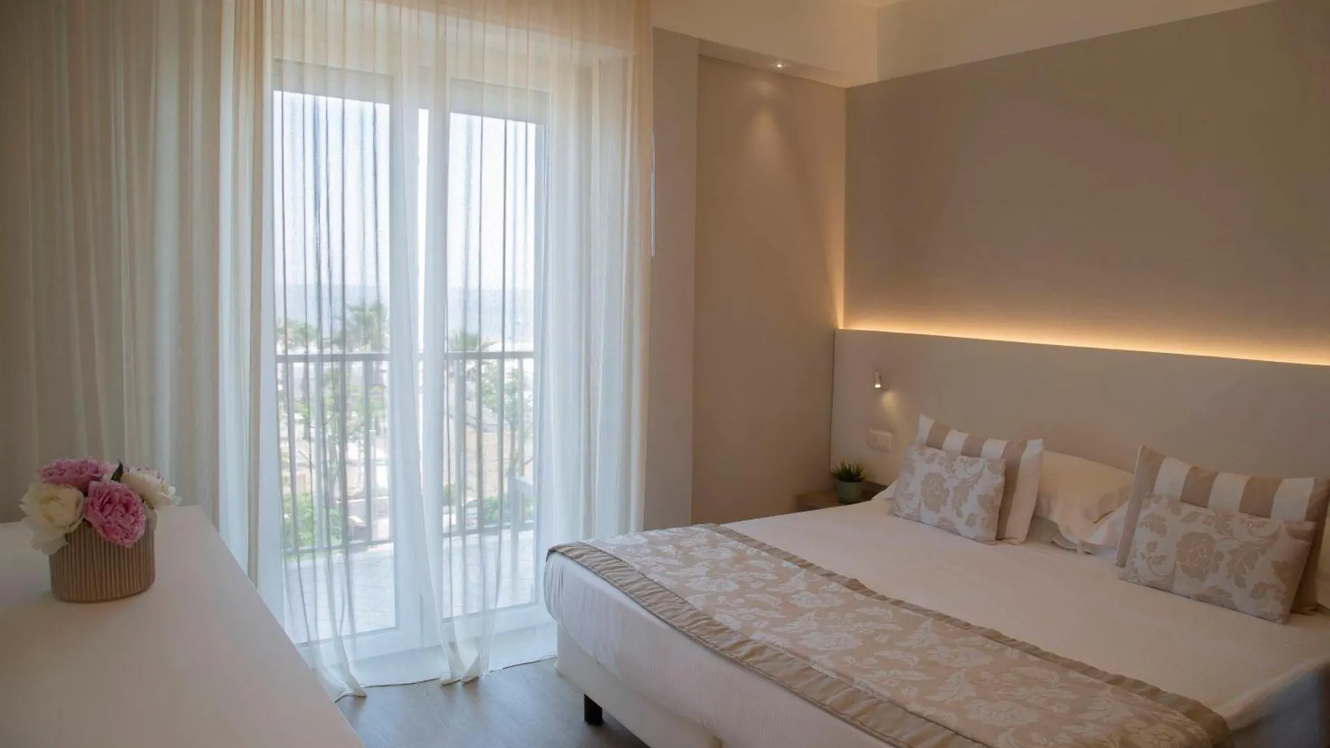 Hotel Mon Cheri Riccione
