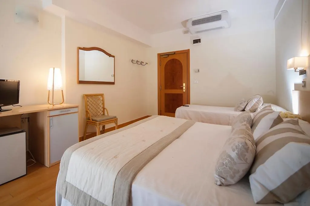 Hotel Mon Cheri Riccione